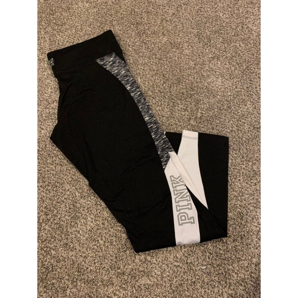 PINK Ultimate High Waist Ankle Legging